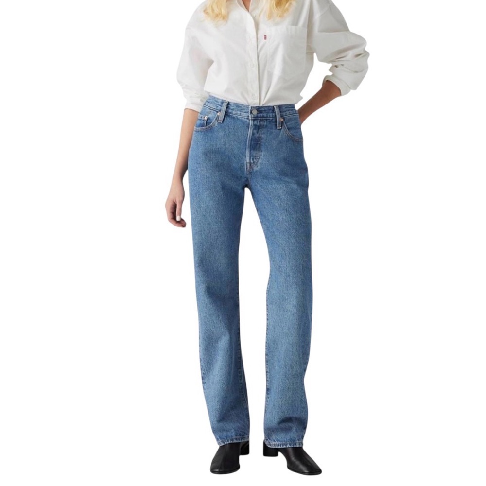 Levi's Women's Straight Leg Jeans - Light Blue Denim